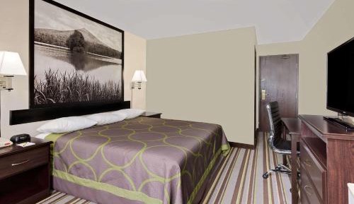 King Room - Non-Smoking