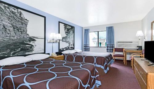 Queen Room with Two Queen Beds