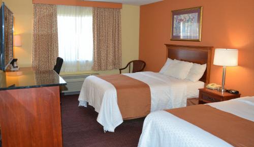 Double Room with Two Double Beds - Smoking