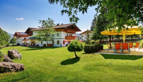 Family Apartment (2 Adults + 2 Children)