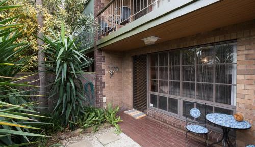 Three-Bedroom Townhouse