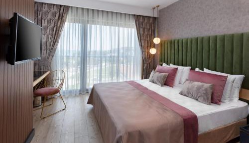 Suite with Balcony