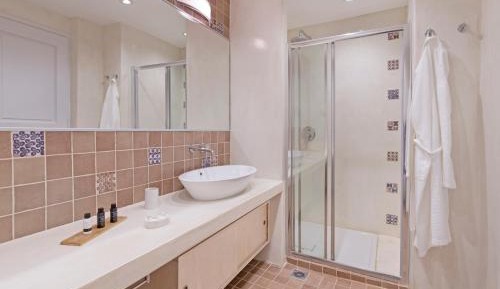 Luxury Studio with View (3 Adults)