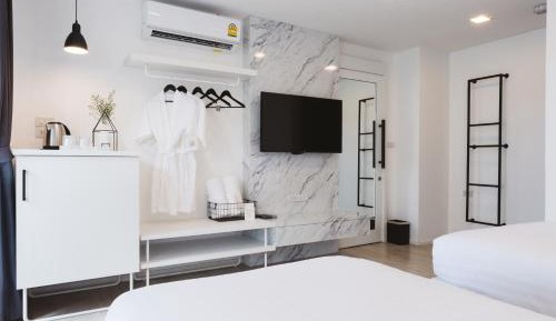 Twin Room with Balcony
