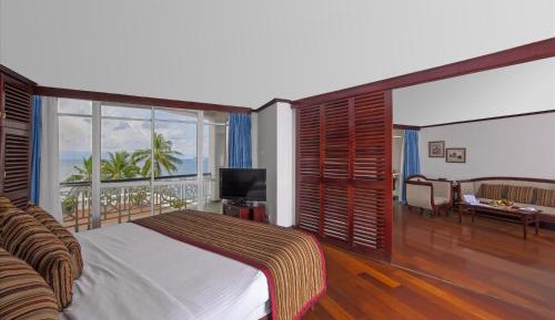 Direct Ocean view suite