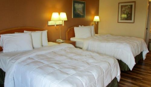 Queen Room with Two Queen Beds - Non-Smoking