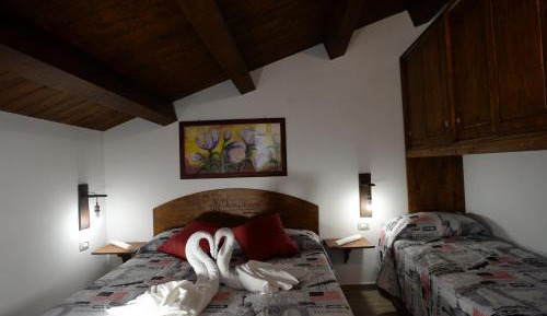 Basic Triple Room