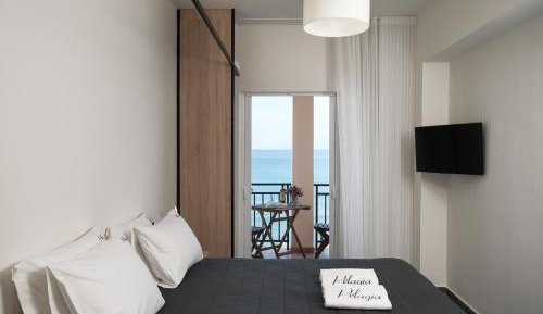 Studio Apartment with Sea View