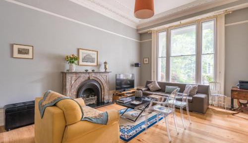 Apartment with Terrace