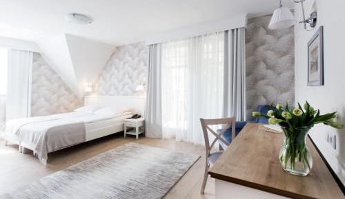 Deluxe Double or Twin Room
