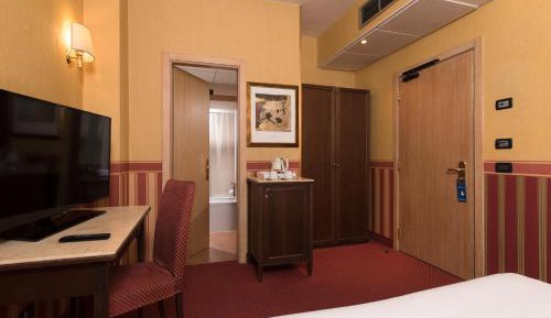 Basic Double Room