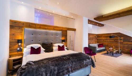 Large Double Room