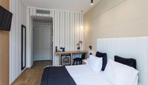 Twin Room with Balcony