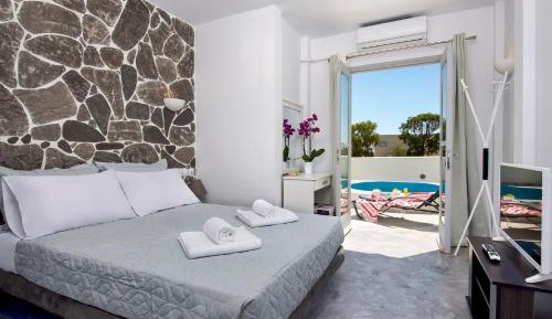 Superior Suite with Private Pool