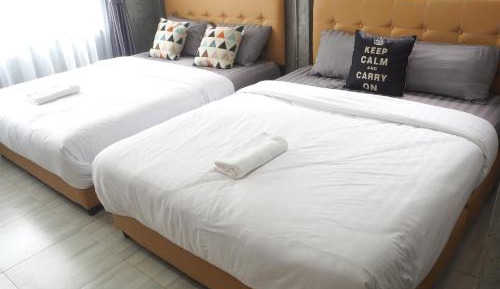 Standard Queen Room with Two Queen Beds