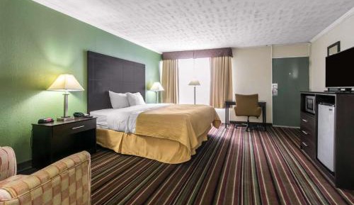 King Room - Non-Smoking