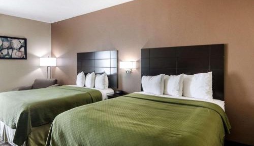 Queen Room with Two Queen Beds - Non-Smoking