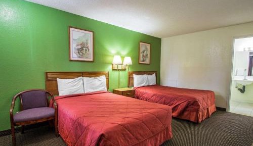 Double Room with Two Double Beds - Non-Smoking