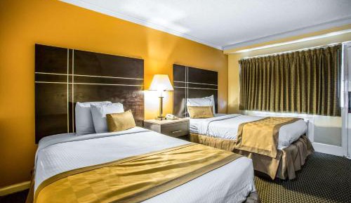 Double Room with Two Double Beds - Smoking