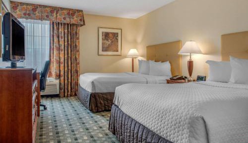 Double Room with Two Double Beds - Non-Smoking