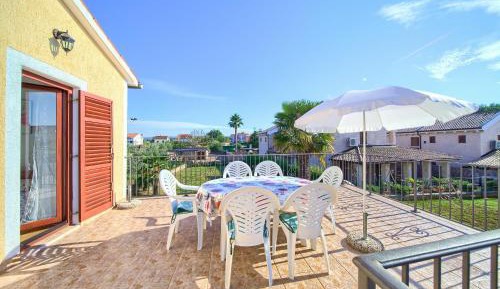 Apartment with Terrace