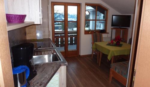 One-Bedroom Apartment with Balcony