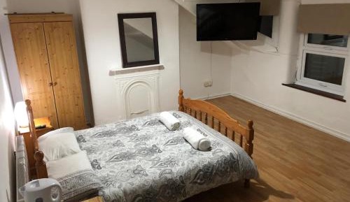 Double Room with Shared Bathroom
