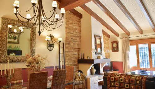 Three-Bedroom Townhouse