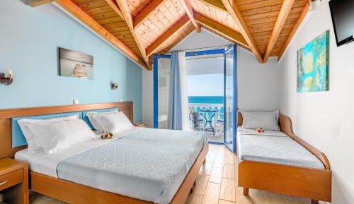 Superior Triple Room with Sea View