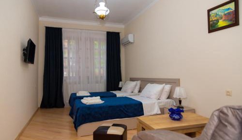 Double or Twin Room with Private Bathroom