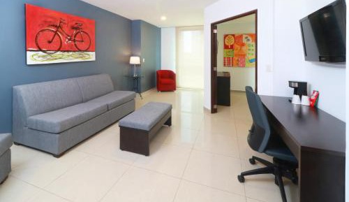 Junior King Suite