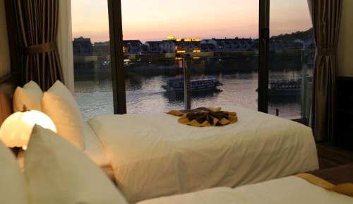 Deluxe Double or Twin Room with Sea View