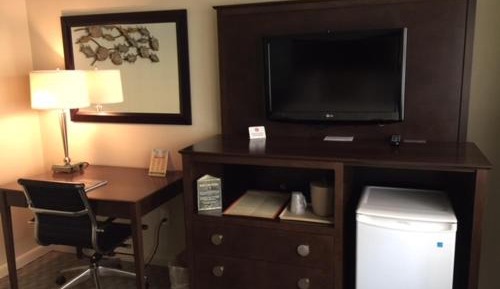Standard Queen Room
