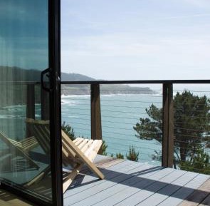 Ocean Cove Jr. Suite