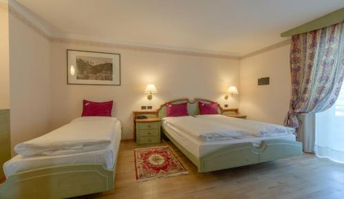 Double or Twin Room with Extra Bed