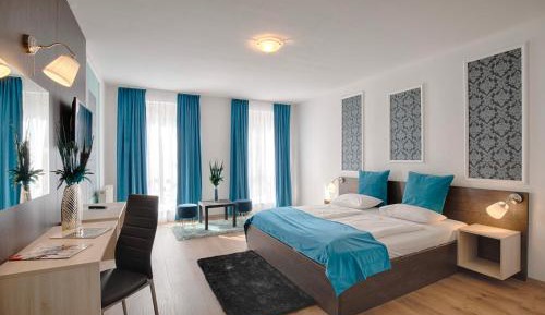 Large Double Room