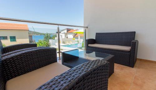Sea View Apartment 5 (Ground Floor)