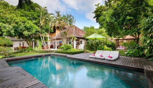 Villa with Private Pool