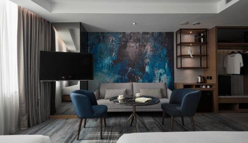 Family Room with Sea View