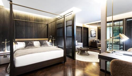 The Heritage House Suite with Balcony