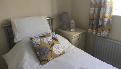 Double or Twin Room with Private Bathroom