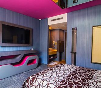 Queen Suite