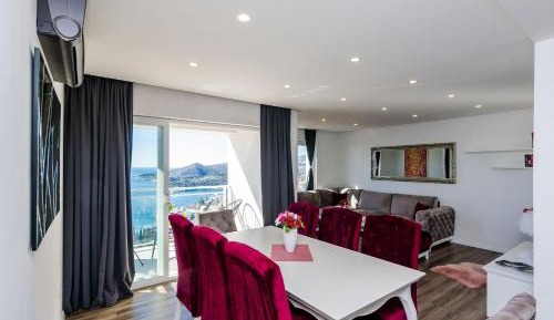 Apartment with Sea View