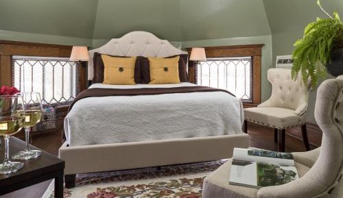 Standard Double Suite