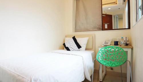 Single Room with Private Bathroom