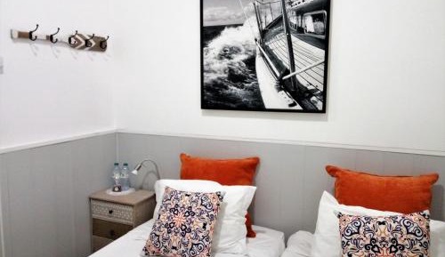 Economy Twin Room
