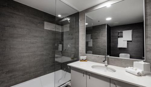 Studio Hotel Room