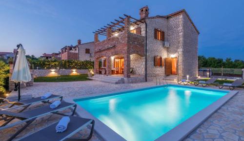 Villa with Private Pool