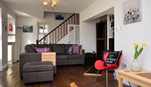 Three-Bedroom Cottage