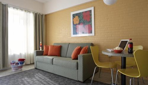 One-Bedroom Suite with Two Queen Beds